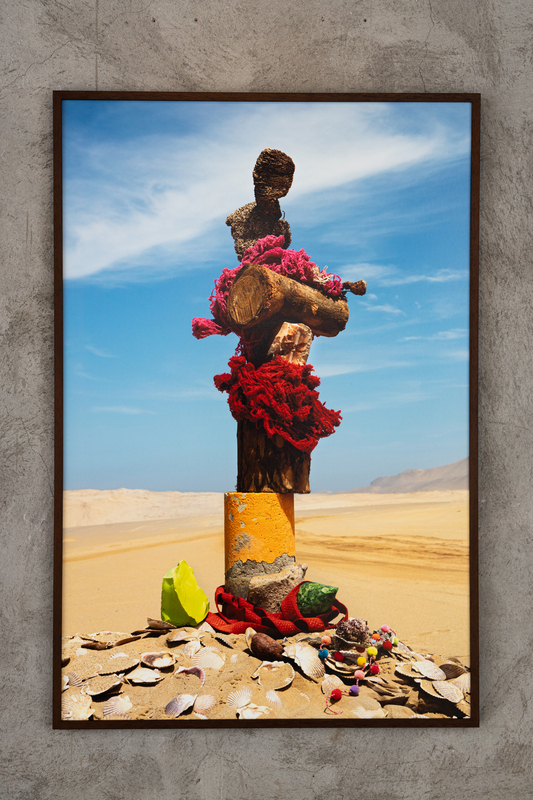 Green Cotisso, Eucaliptus Wood, Coca leaves & Abanicos in Paracas